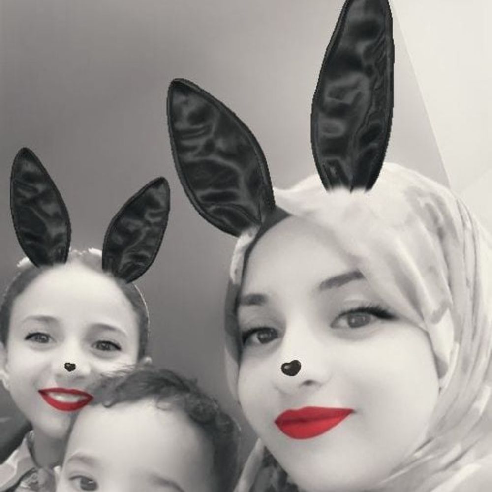 Meet your Posher, Mariam
